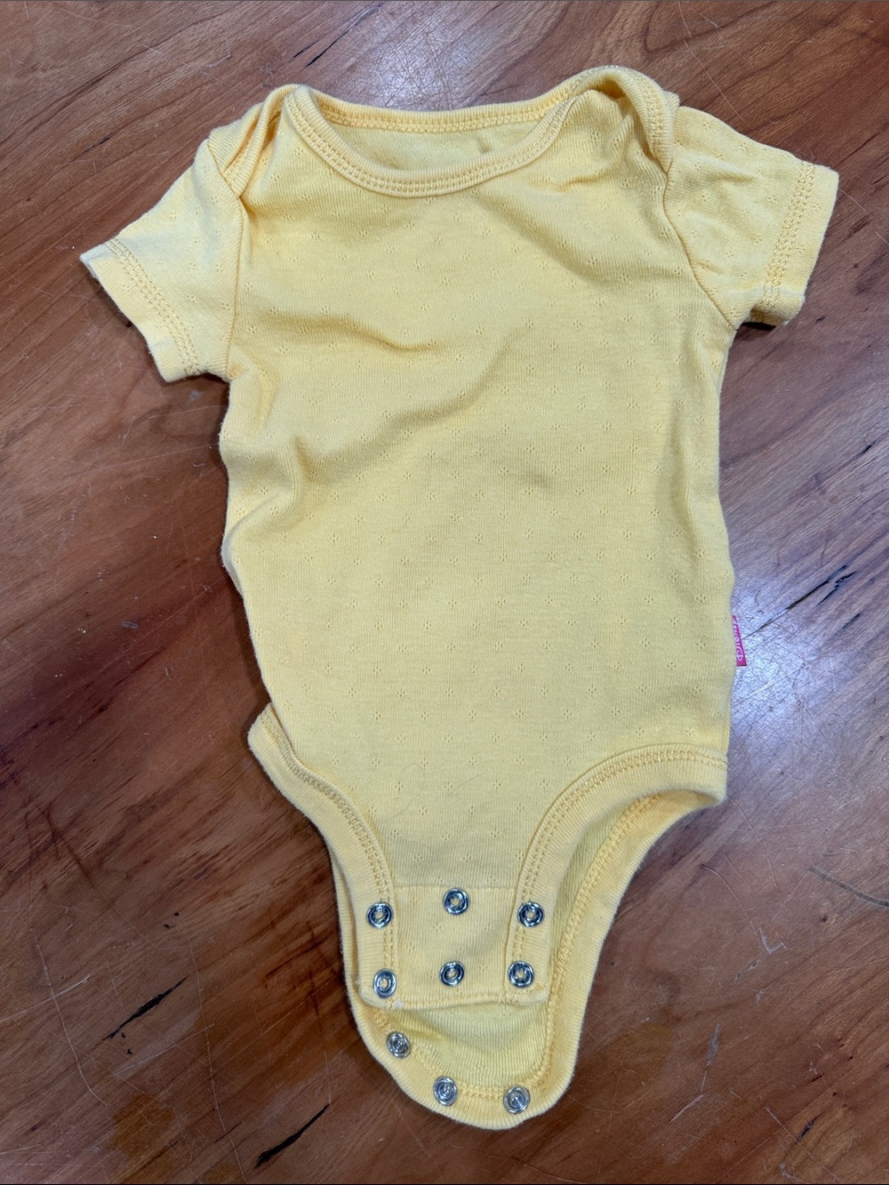 Disney Yellow Short-Sleeve One-Piece Bodysuit